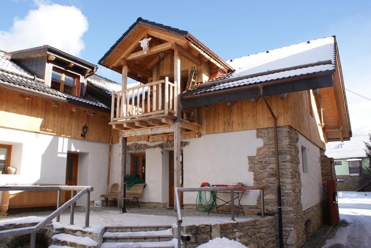 Abgeschiedene Ferienwohnung Im Boehmerwald Kasperske Hory Exterior foto